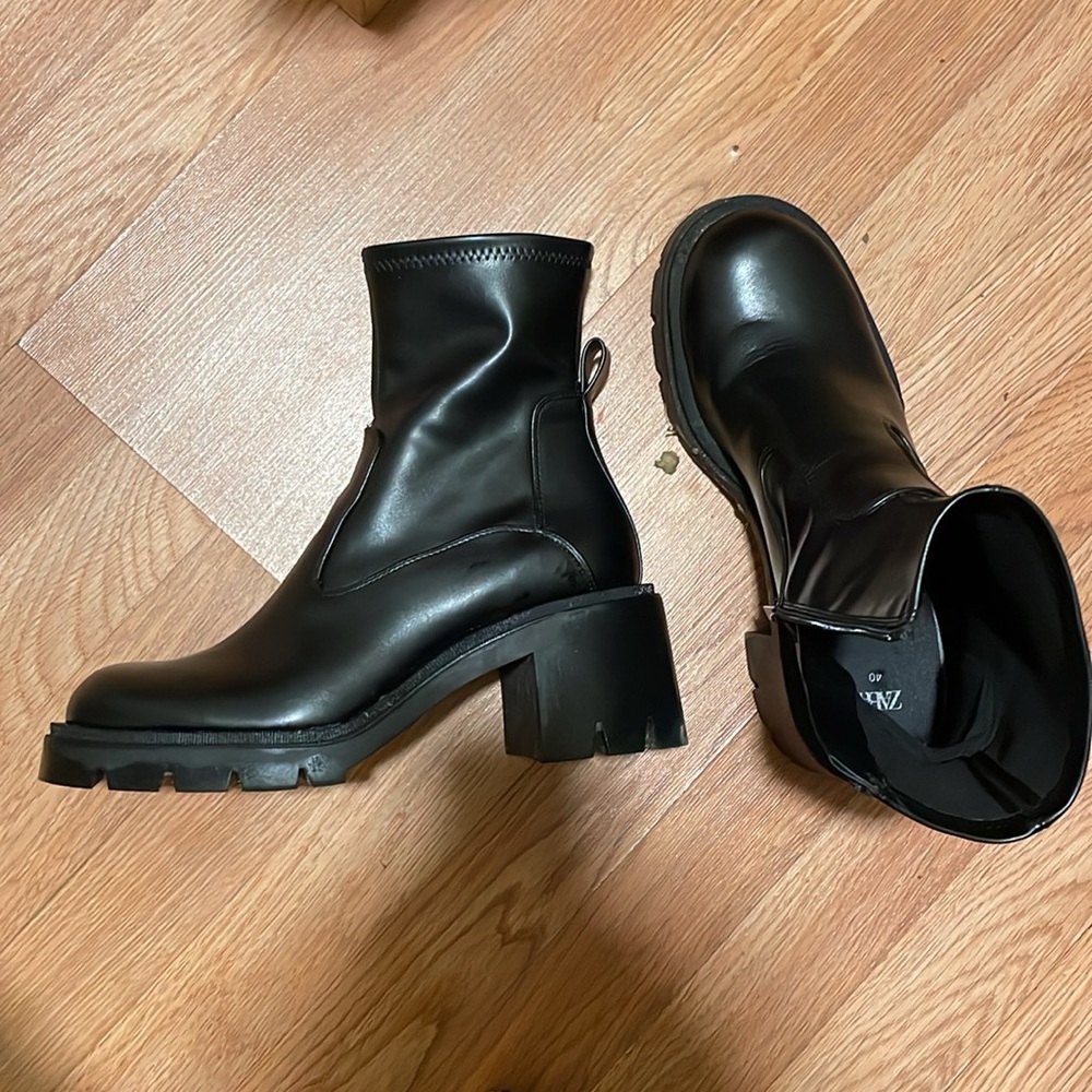 Zara Black Leather Lug Boots